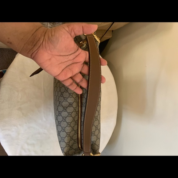 Gucci Supreme Canvas Hobo Bag Two Way Chain - Picture 8 of 16